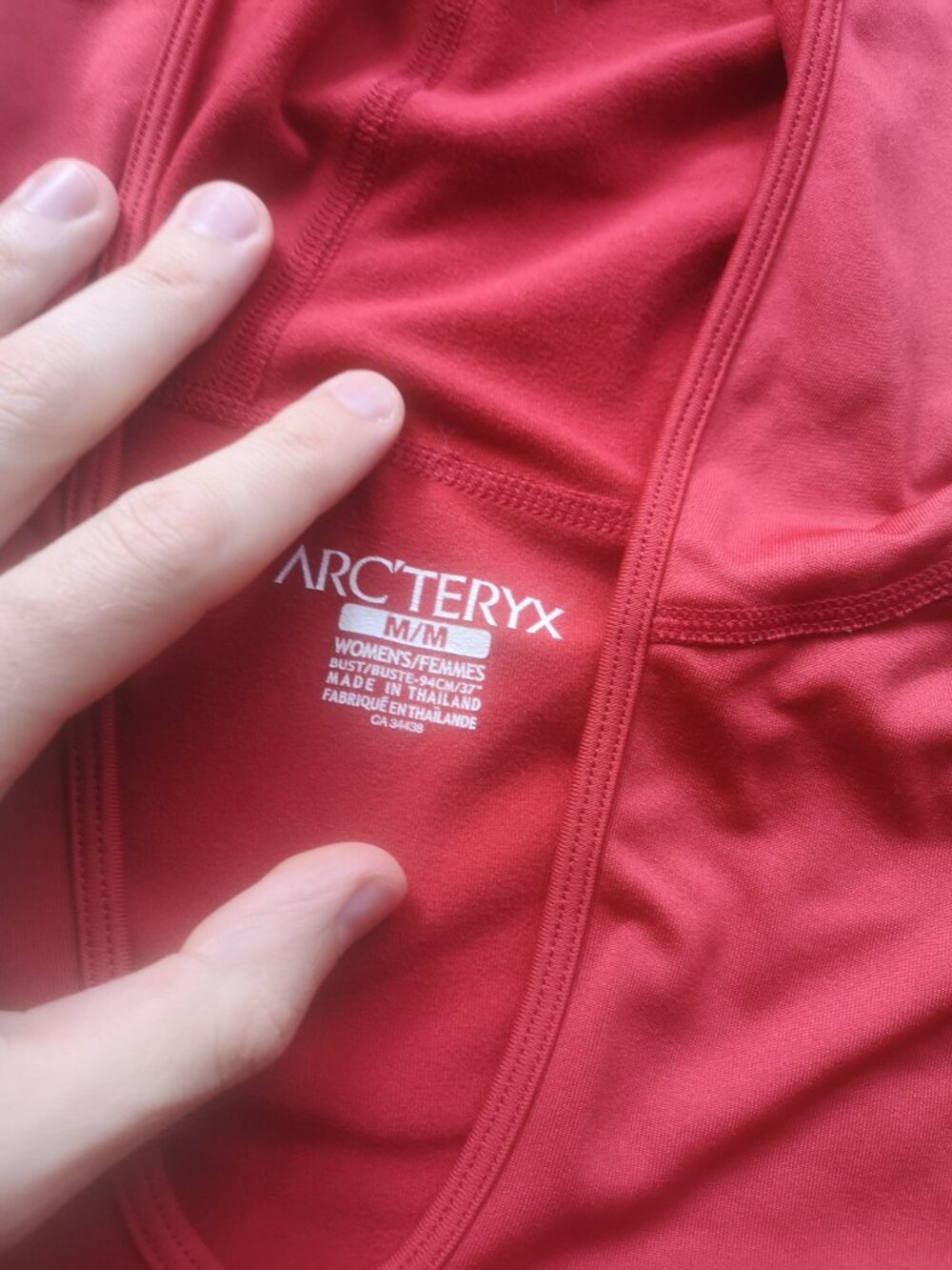 ARC Arc'teryx - Women's Long Sleeve Technical Sun Hoody - Red - Size Medium - Picture 2 of 11